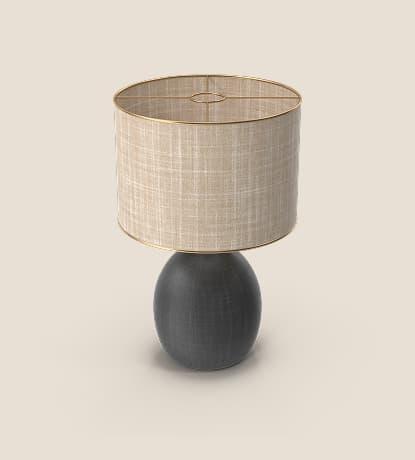 Tripod table lamp
